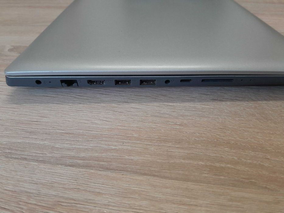 Lenovo 320-15IKB , 15,6 Fhd , i5 gen 7 , 12 gb ram , 128 gb Ssd