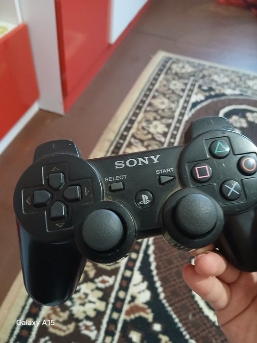 Джойстик за ps3 извозван е само един път