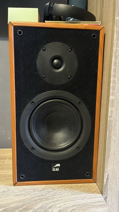 Тонколони Elac LTE 7