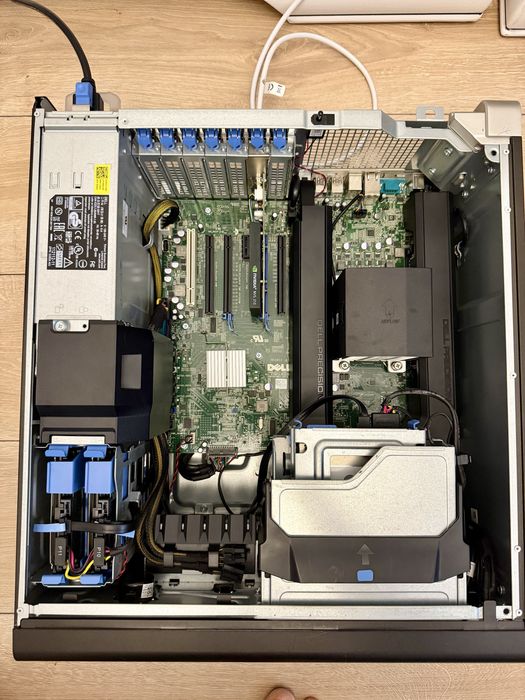 Workstation Dell Precision T3610