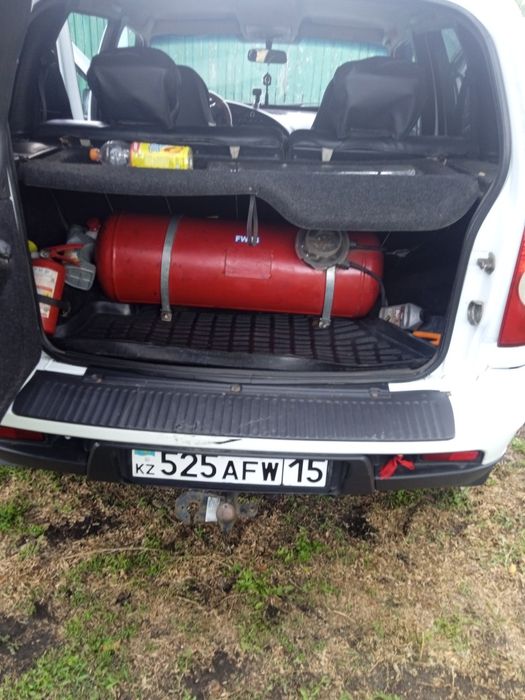 Продам нива Шевроле