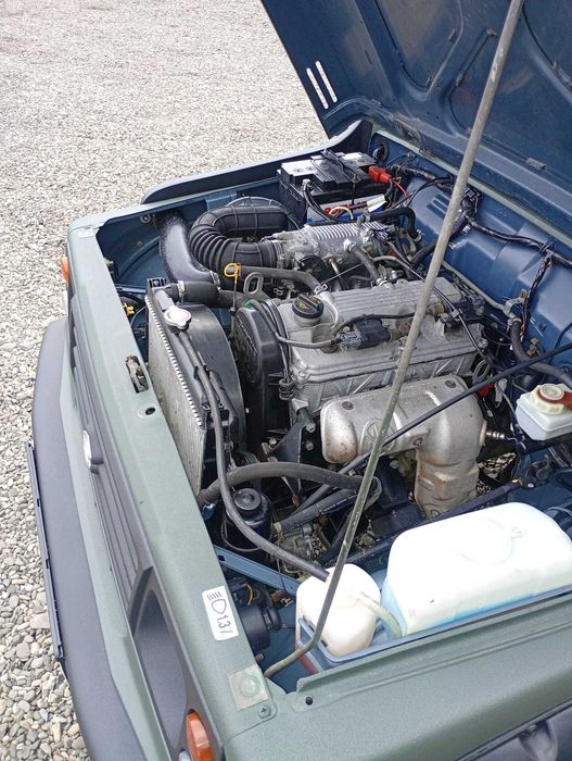 Vând Suzuki Samurai