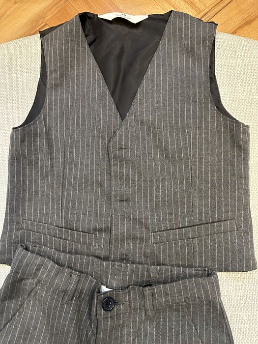 Костюм за момче с риза и елек Н&М 122-128 км