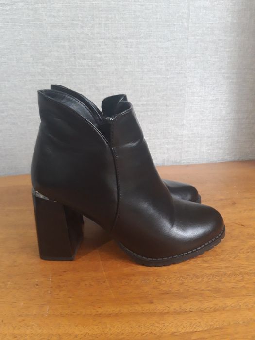 Продам полусапожки