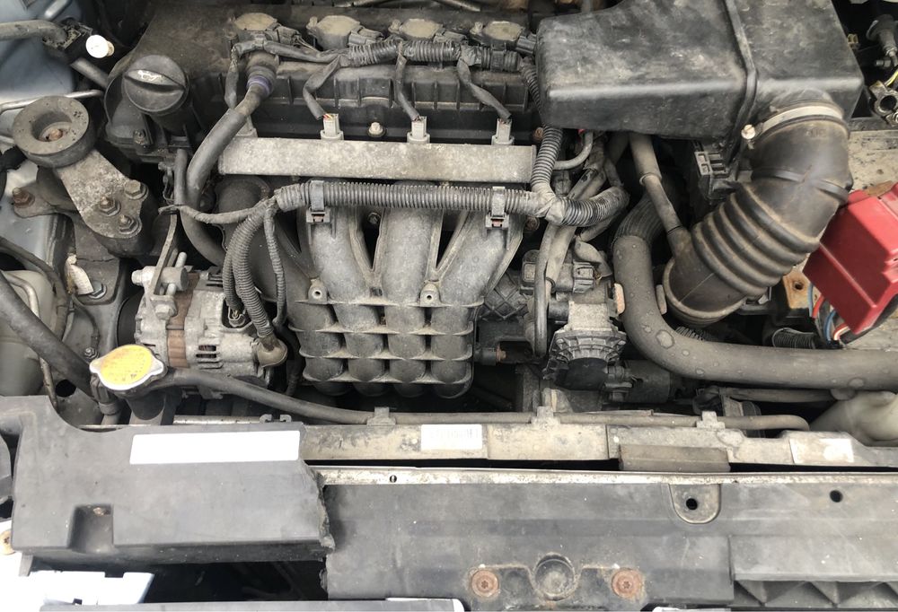Mitsubishi colt 1.3 1.1 i на части