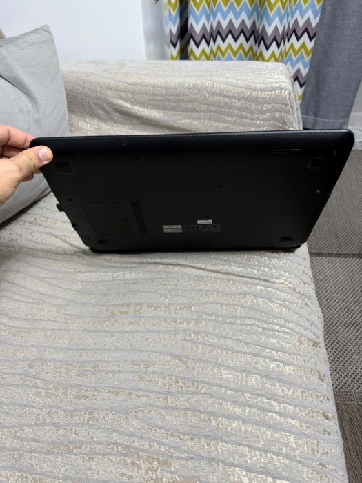 Ноутбук Asus хорошем состоянии