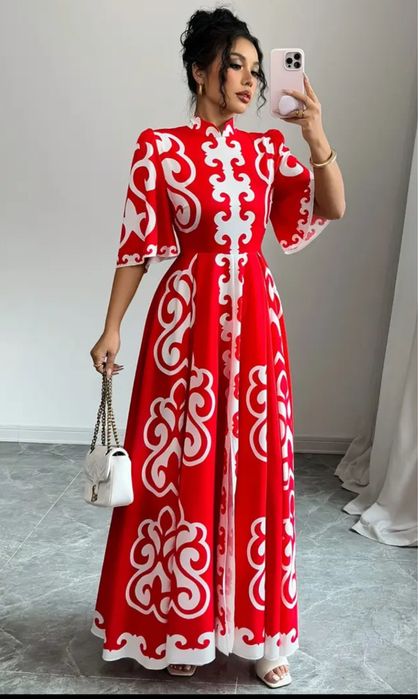 Продам новые платья