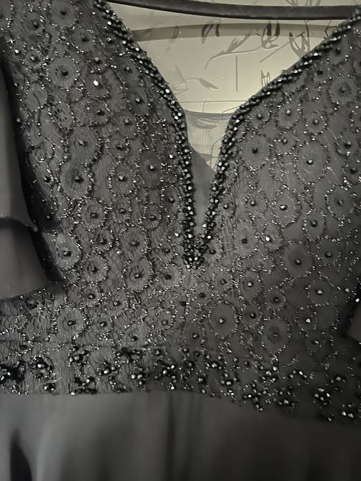 Vând rochie in stare buna