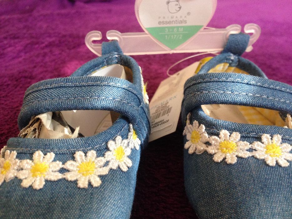 затворени буйки момиче 3-6 мес.