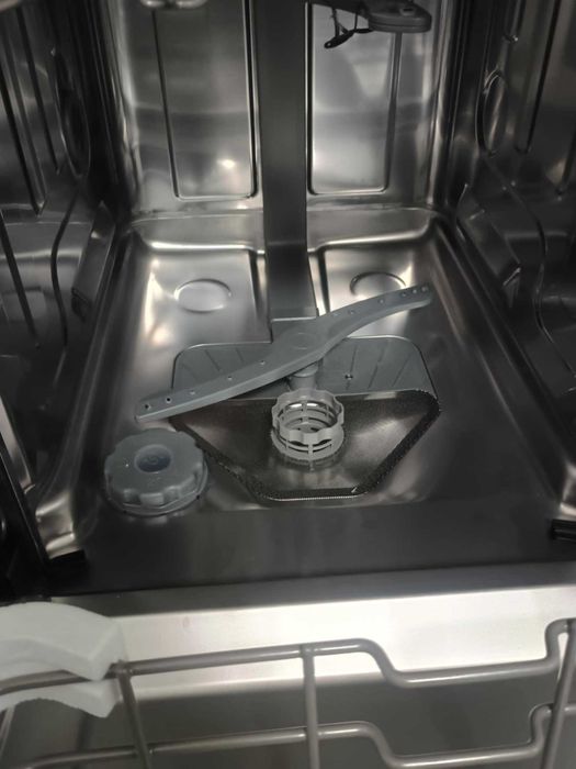 Чисто нова Съдомиялна за вграждане Muhler-Мюлер 45 см