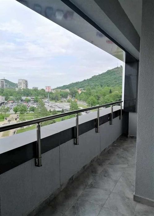 Продава се Тристаен апартамент в Пловдив, Център - 101 кв.м за 1485 €/кв.м - Снимка #2