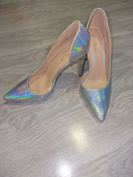 Страхотни обувки