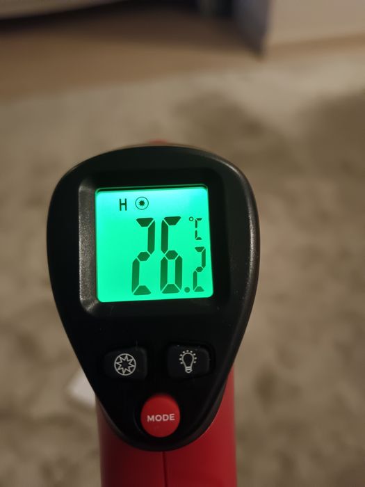 Продам инфракрасный термометр DT-500