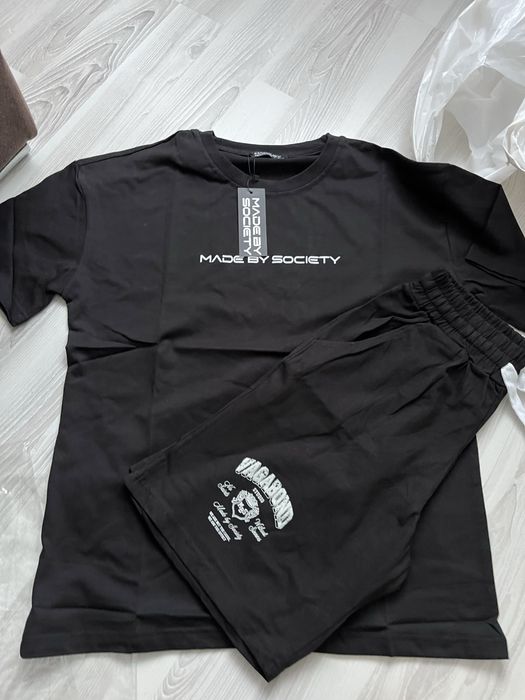 Compleu Made By Society