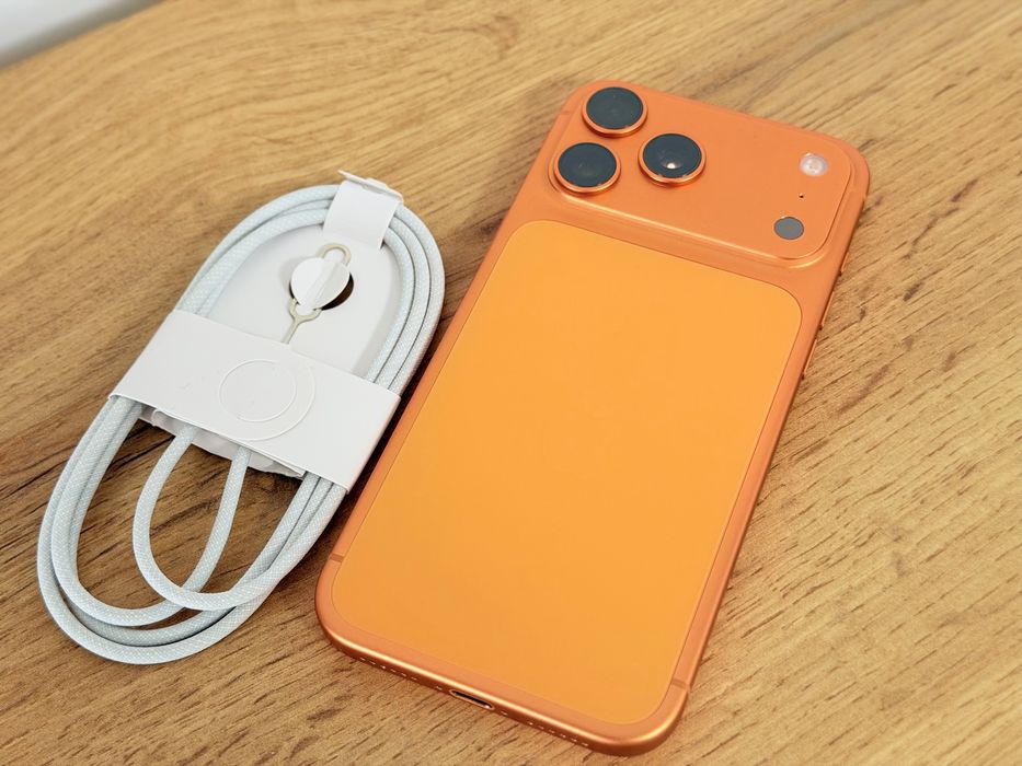 iPhone 17 Pro Max 12 зареждания!!!