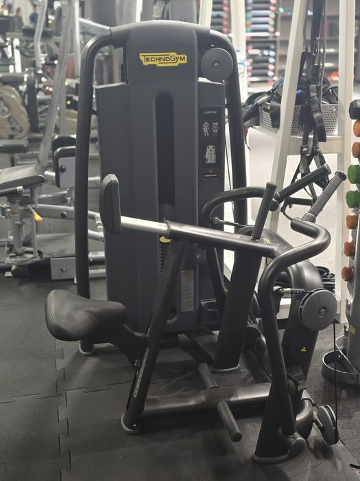 Vând aparat Spate Low Row