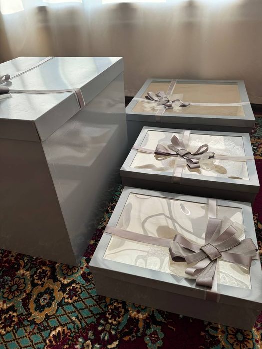 Каробки для подарок