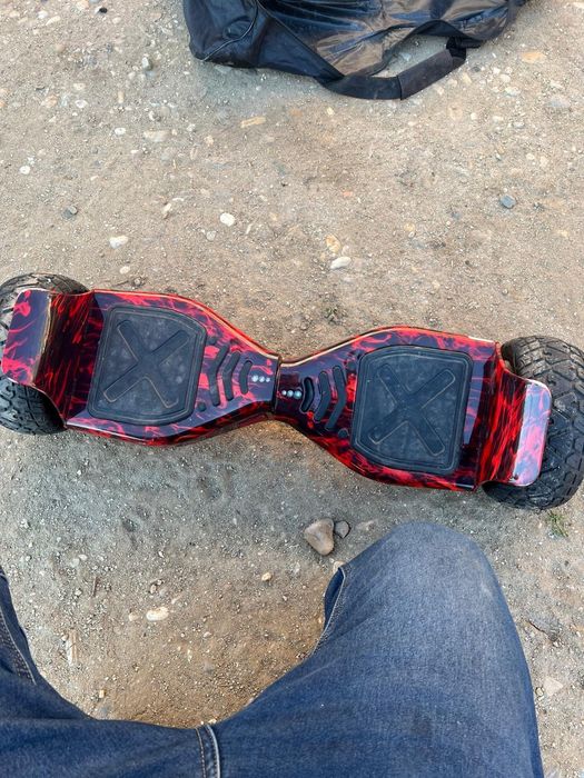 Vand hoverboard cu roti mai mari