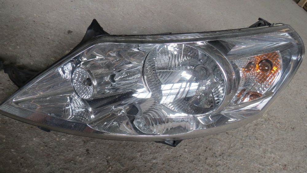 Фар Фарове стоп стопове Peugeot Partner Berlingo Expert  Citroen Jumpy