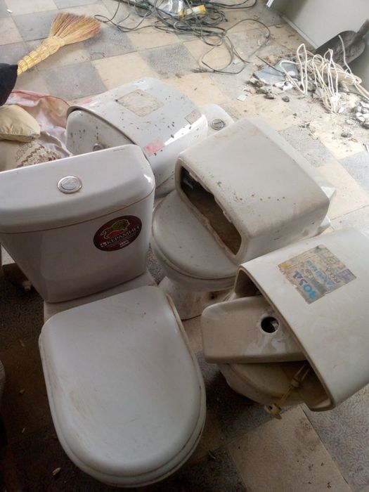 Dveri okna rakoviny unitaz srochno mnogo chego