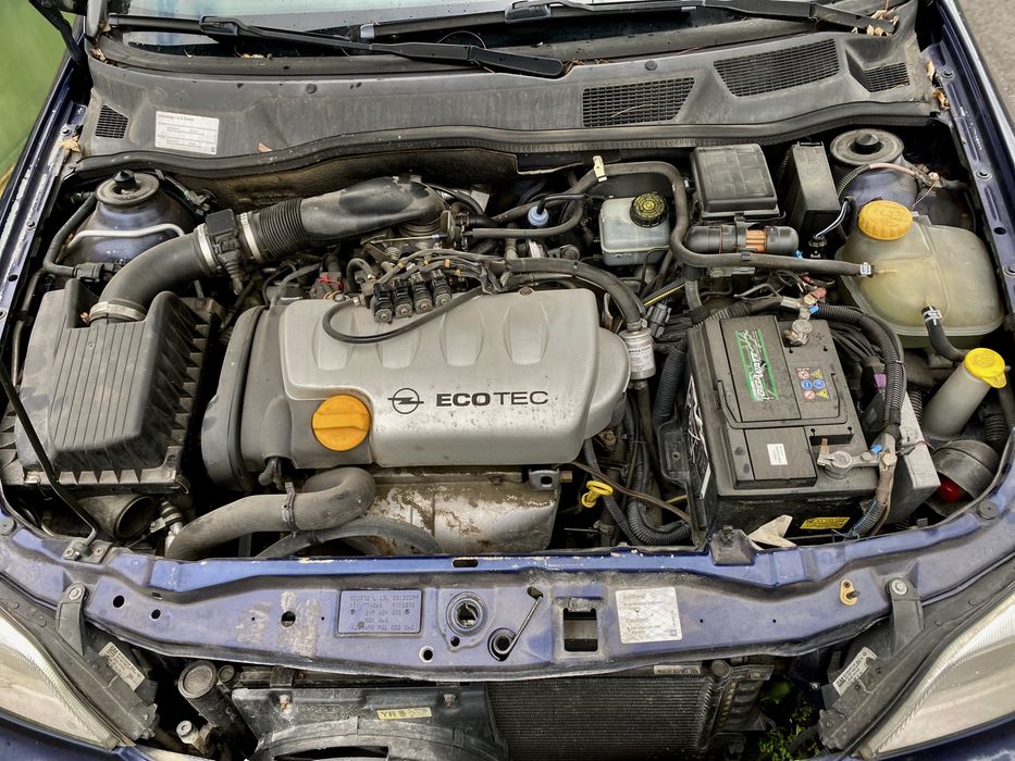 Opel Astra G 1,8i 16v на части!