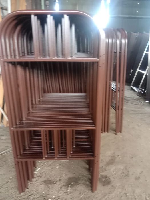 Железная кровать