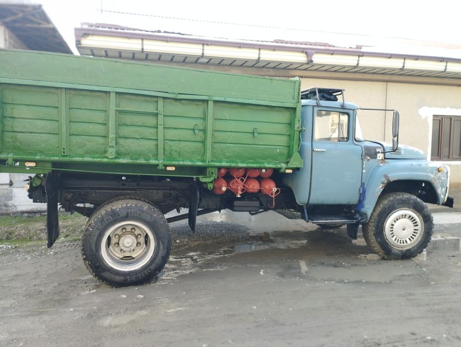 Zil 130 selxoz samosvol