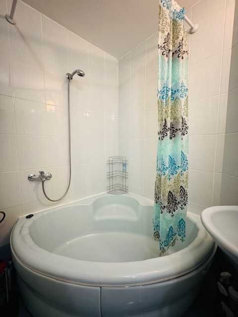 Дава се под наем Двустаен апартамент в Варна, Бриз - 68 кв.м за 700 € - Снимка #10