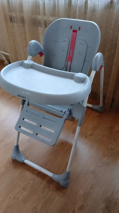 Детский стульчик для кормления