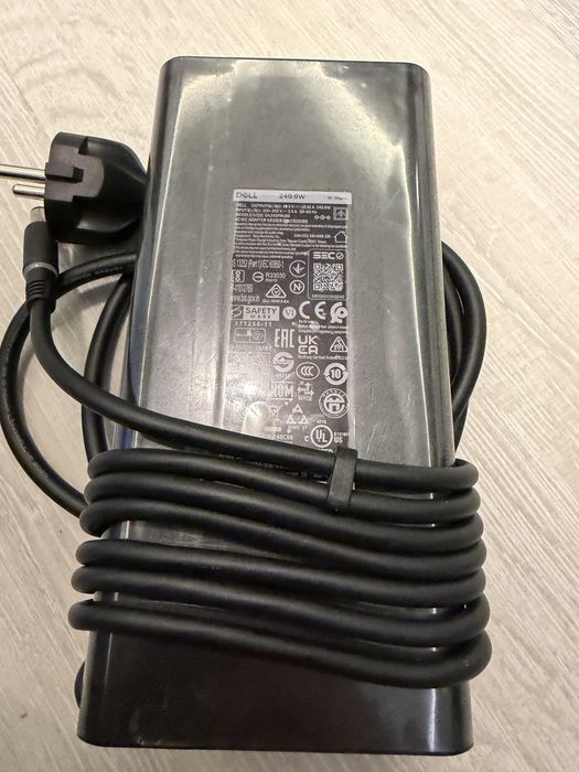 Incarcator Laptop DELL de 240 W