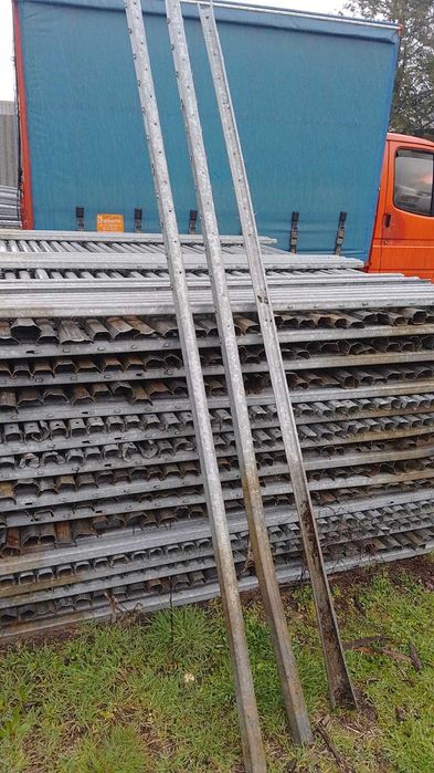 Vând spalieri din tablă zincatā de foarte bună calitate.