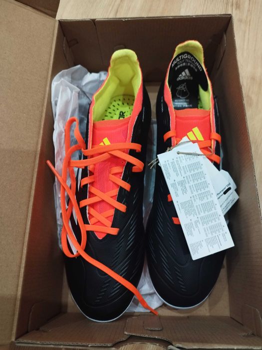 !!!НОВО!!! Продавам футболни бутонки Adidas Predator