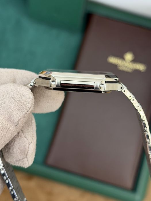 Patek Philippe Cubitus