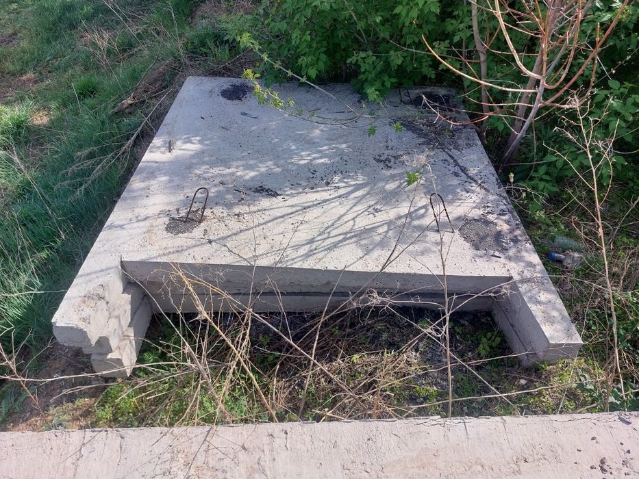 Продам плиты заборные не  использовались.