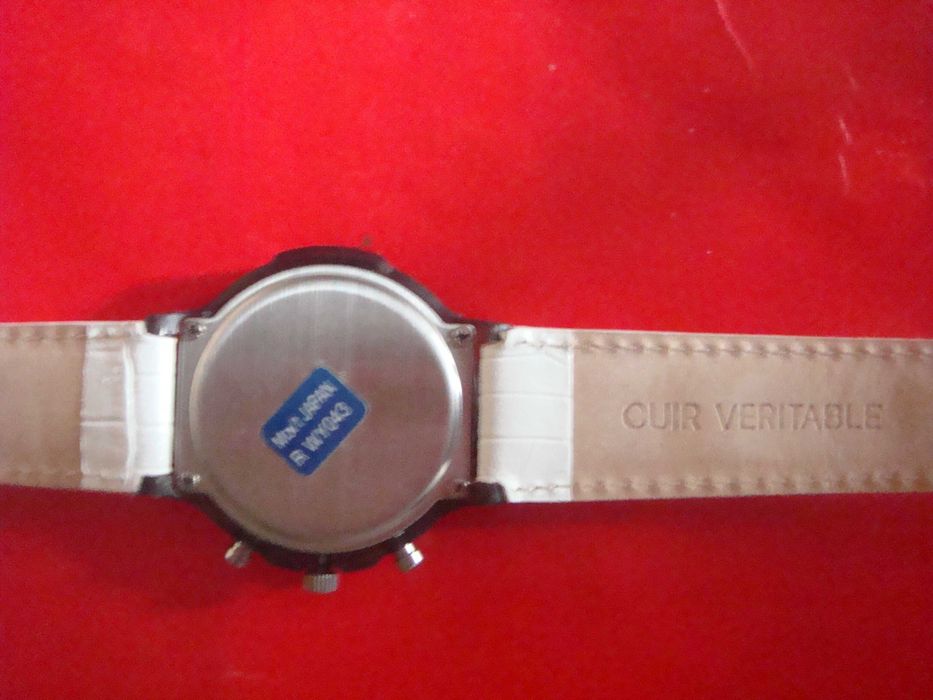 "Lorus"-два броя