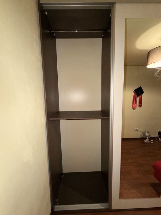 Set de mobilă dormitor/living - dulap, corp suspendat și canapea