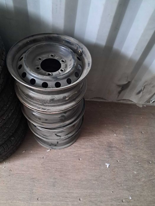 Продам диски оригинальные