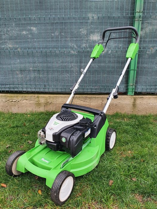 Masina de tuns iarba gazon Viking