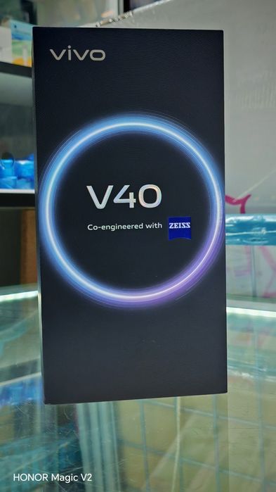 Фотофлагман Vivo V40 12/256gb официалка