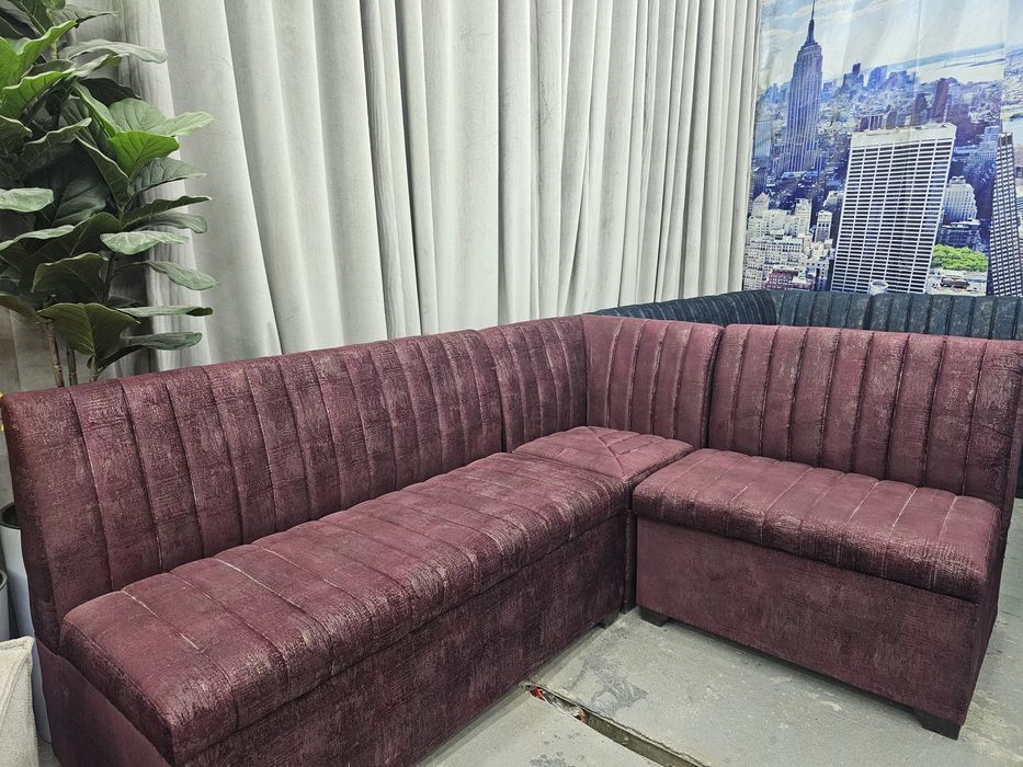 Кухонный уголок успейте купить