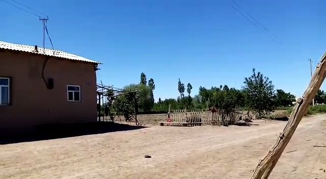 Тез арада жай сатылади. Бахаси келисимли