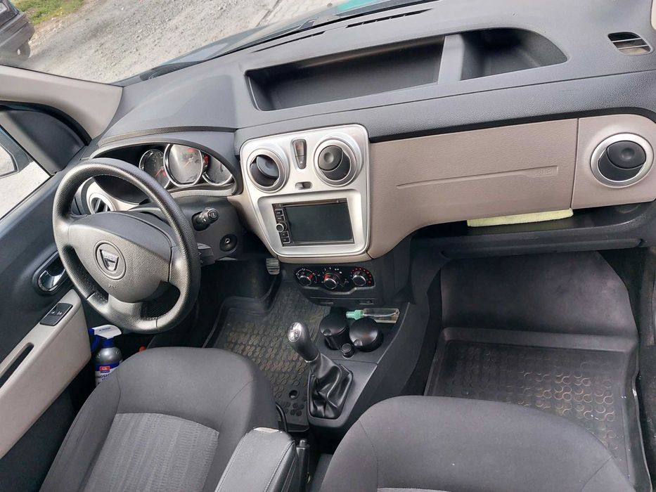 Autoturism Dacia