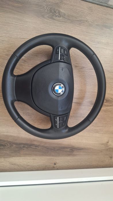 Volan BMW F10 stare impecabila
