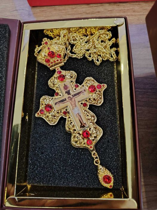 Свещенически, православен и водосветен кръст