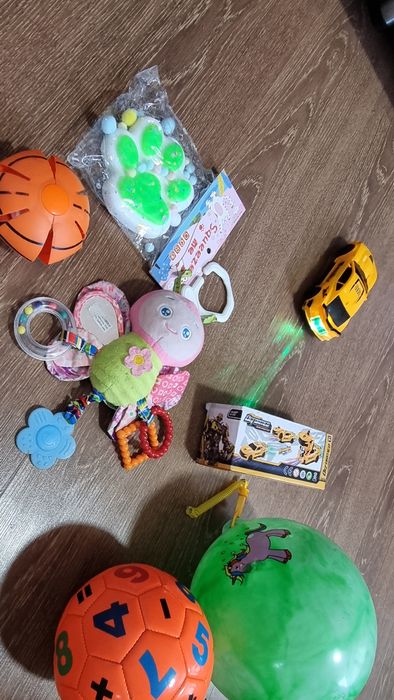 Игрушки Цена за все Новый и б/у
Лапка и трансформер новый 
Юнусобод 17