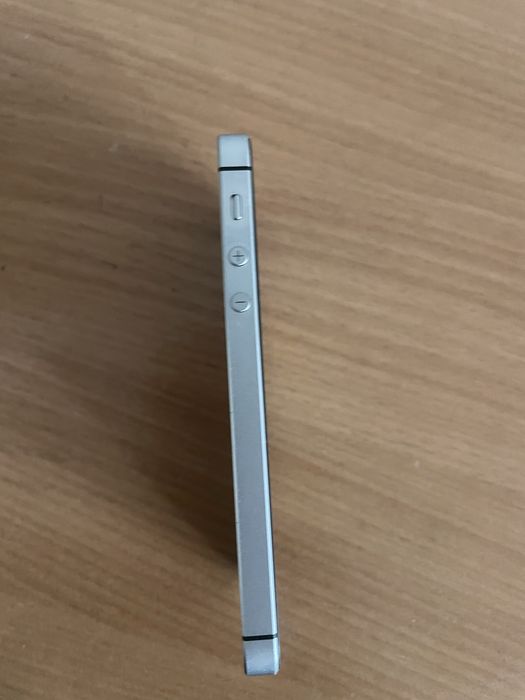 Iphone 5 se 64 Gb
