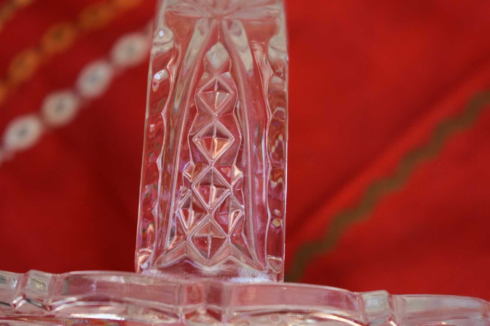 кристална кошничка