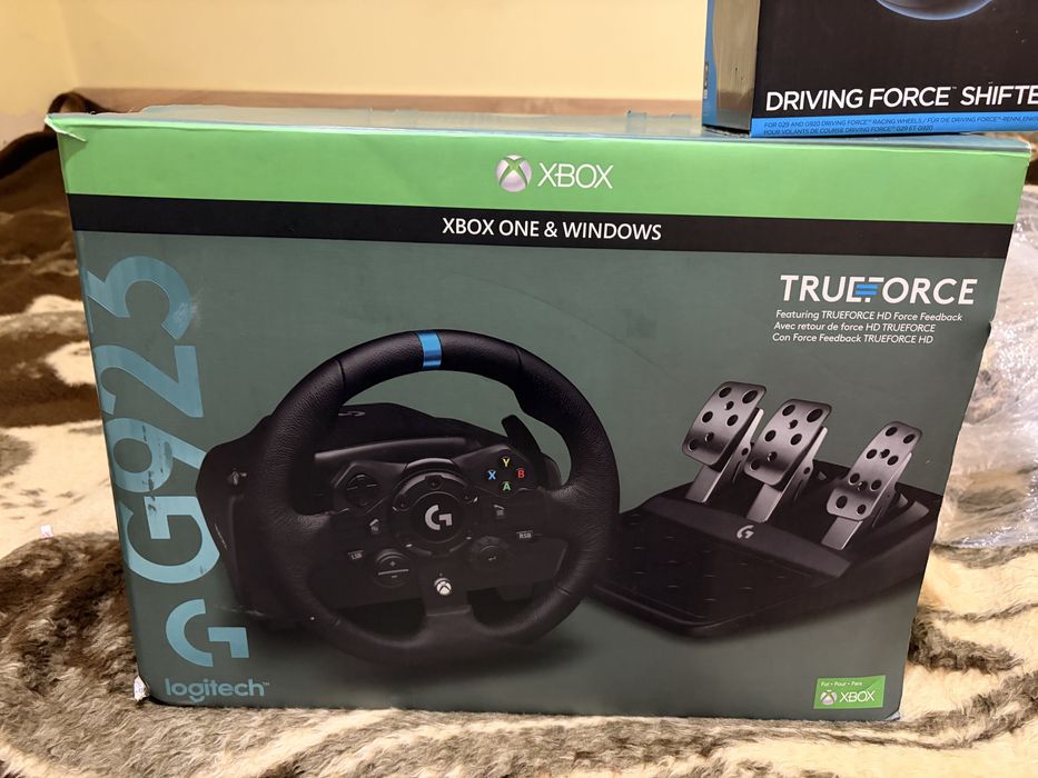 Волан Logitech G923 xbox & windows + Shifter шифтър