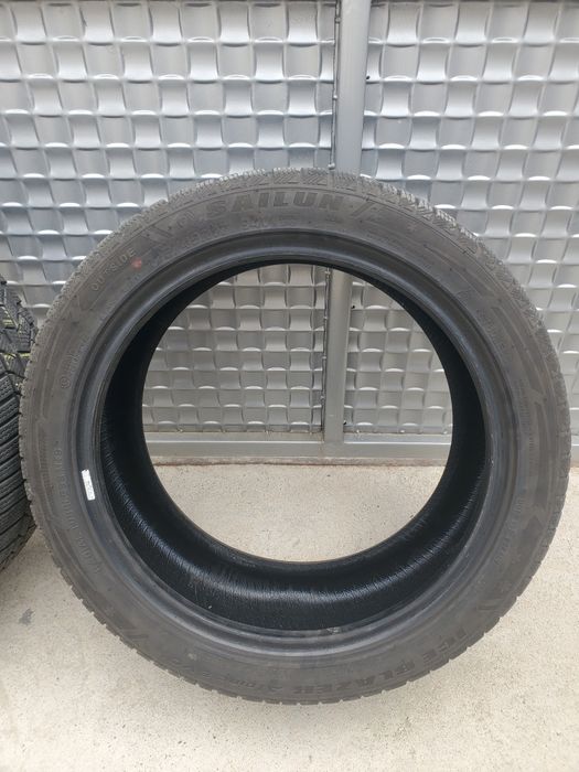 SAILUN 225/45 R17 зимни гуми