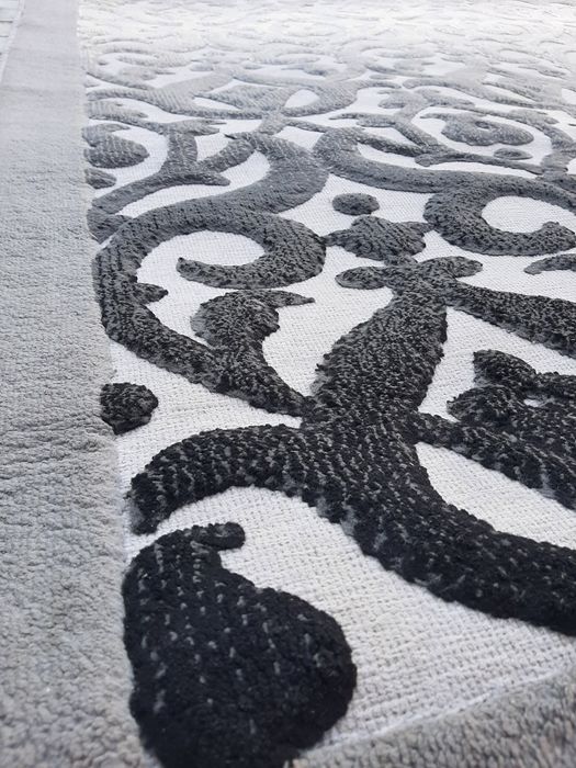 Продам турецкий (рельеф)ковёр